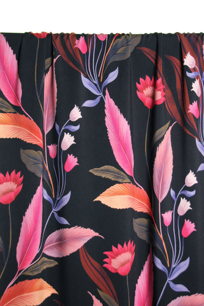 Viscose noire à fleurs colorées - €26/m