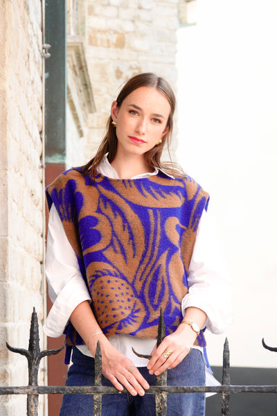 Laine à fleurs abstraites en bleue & brune - €29,9/m