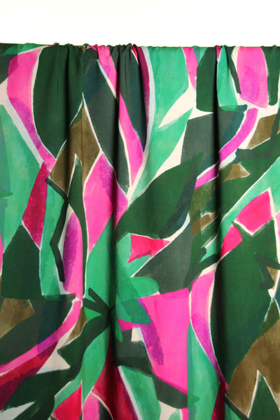 Pink and green abstract leaves viscose - €26/m