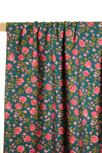 Green little flowers textured viscose - €26/m