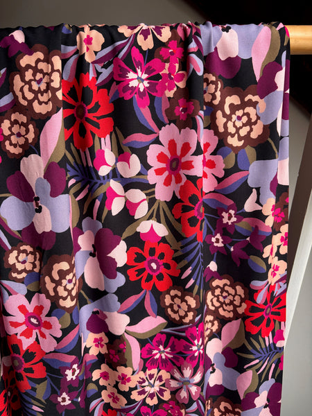 Sample piece - Colourful flower viscose