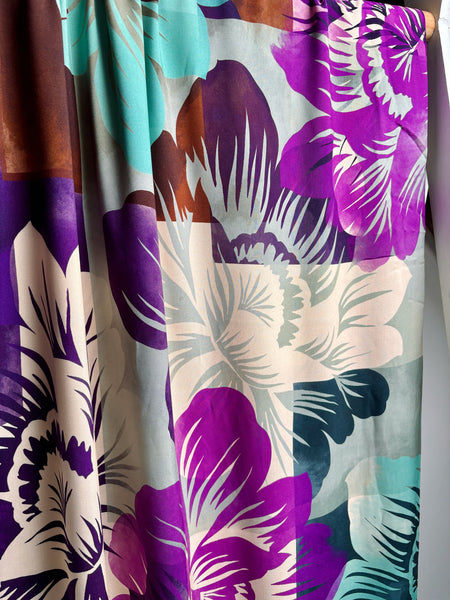 Sample piece - Large flower viscose