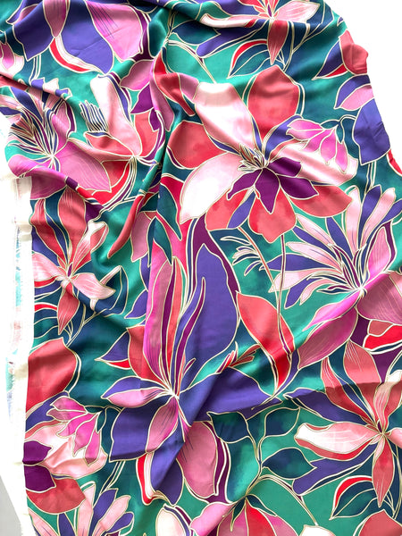 Sample piece - Purple & pink flower viscose