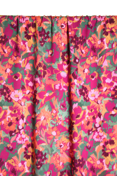 Viscose fuchsia à imprimé fleurs vertes - €26/m