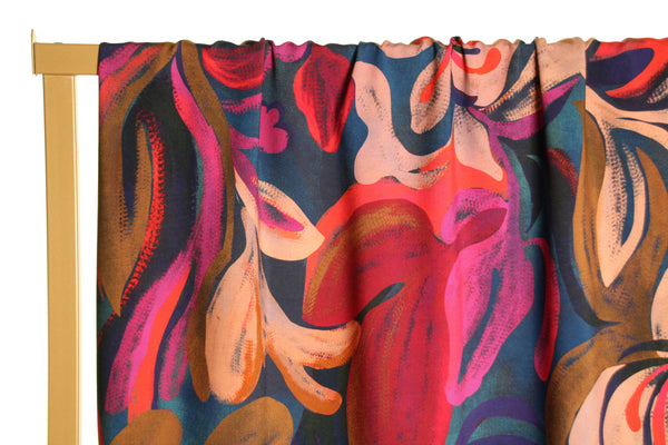 Large warm flower print viscose - €26/m