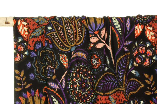Large abstract flower viscose - €25/m