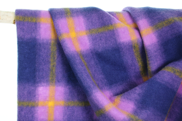 Lilac and blue checked wool blend - €33,5/m